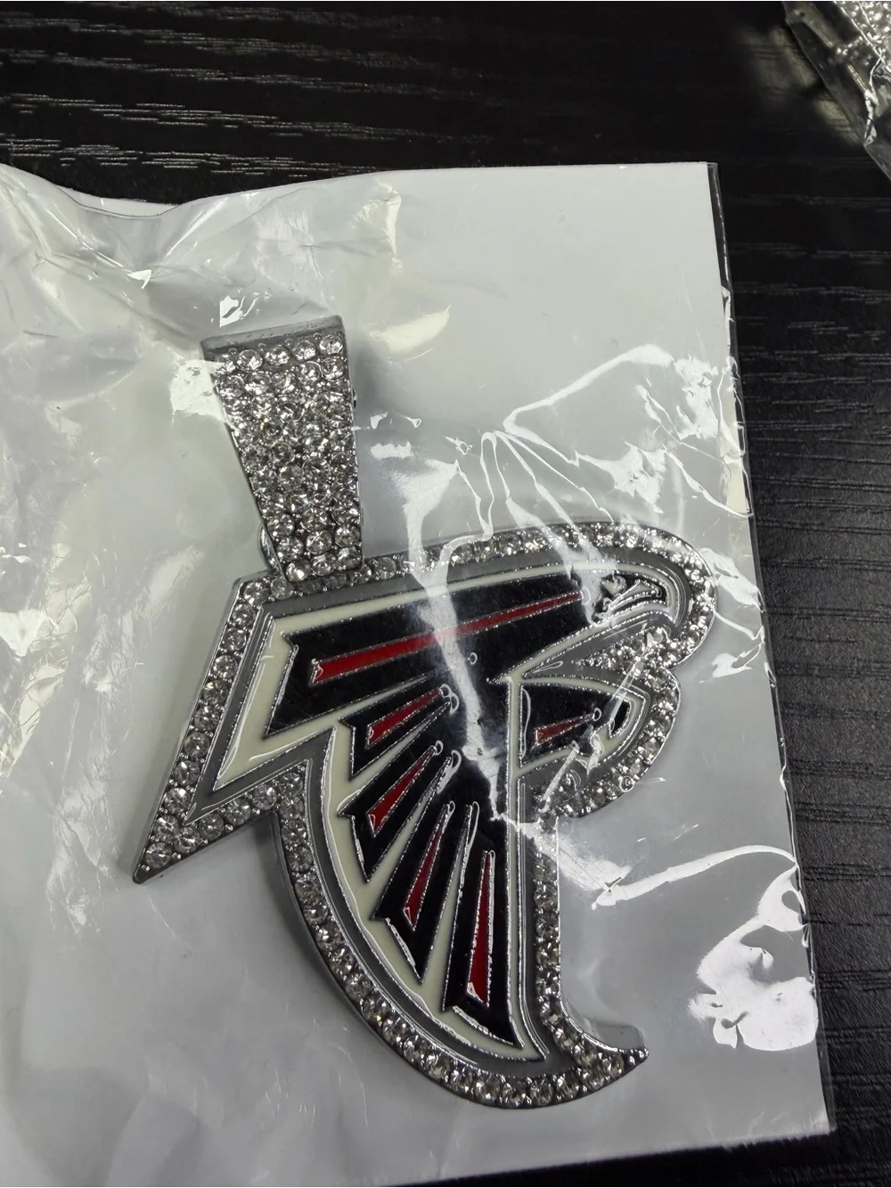 New! Silver Tone Cuban Link Chain Necklace with Atlanta Falcons Pendant